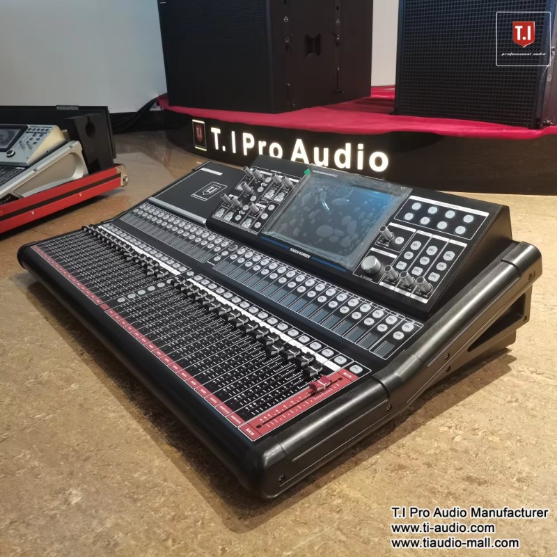 32 Kanallı Dijital Mikser Kons - Audio Music Live incelemesi ve fiyatı